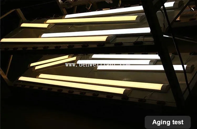 wall mounted linear light