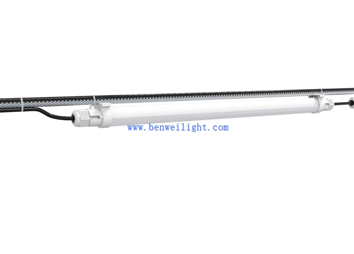 30 W 1800 mm IP67 LED cevna luč z možnostjo zatemnitve za piščančjo farmo