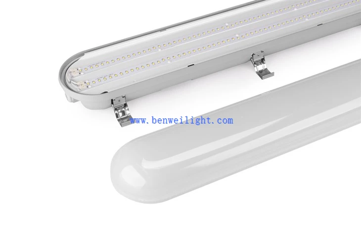 Visoko zmogljiva LED Triproof luč