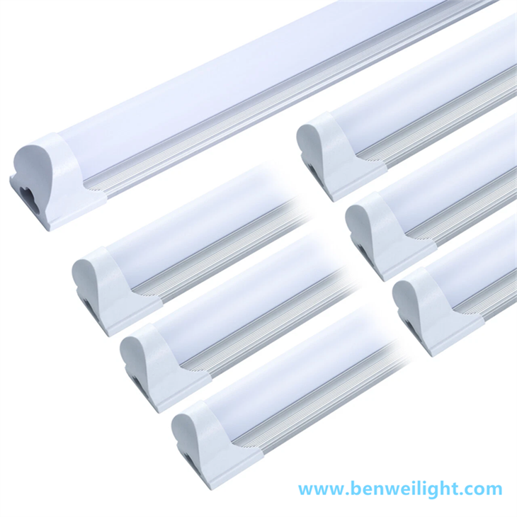 4FT integrirana T8 LED svetilka za trgovine: 24W 6500K povezljiva garažna svetilka
