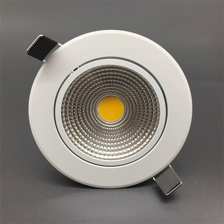 Downlight za pod omarico