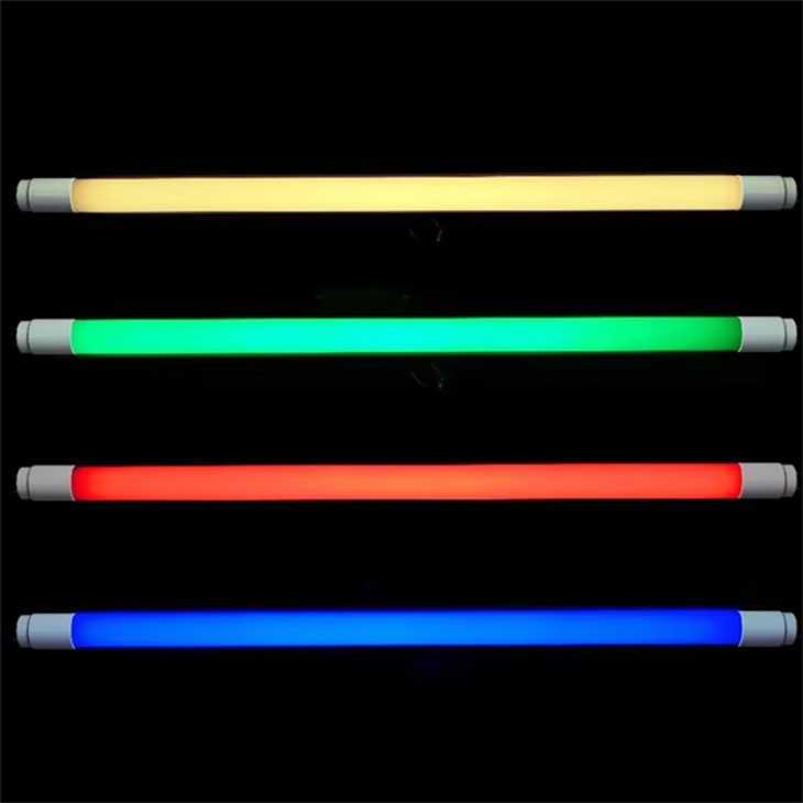 RGBW LED cev z daljinskim upravljalnikom