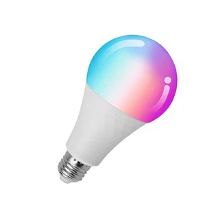 RGB LED žarnica, ki spreminja barvo